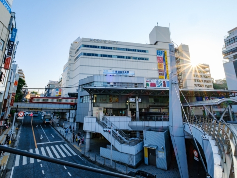 横須賀中央駅の風景